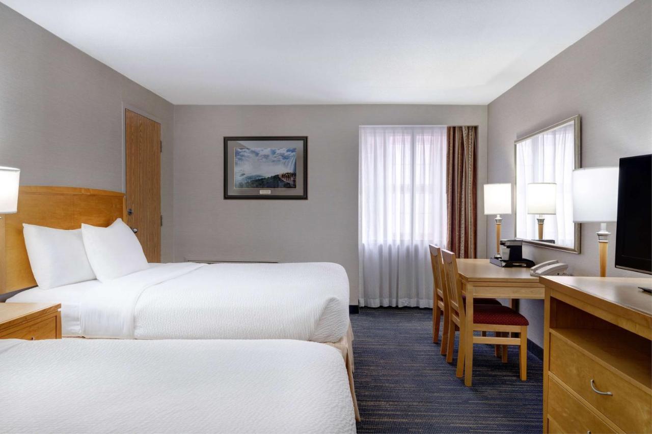 Days Inn By Wyndham Niagara Falls Near The Falls Exterior foto